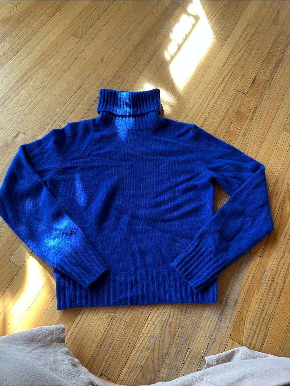 Tory Burch 100% cashmere Royal Blue Turtleneck Sweater